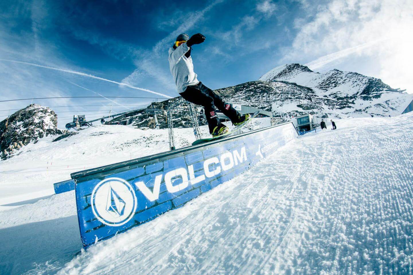 volcom snowboarding wallpaper
